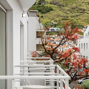 Hotel White Waters ***